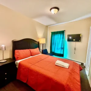 Budget Room (Shared Bathroom) (114 McWhorter Street, Newark, NJ)