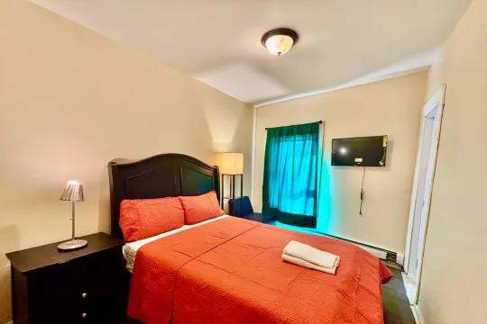 Budget Room (Shared Bathroom)